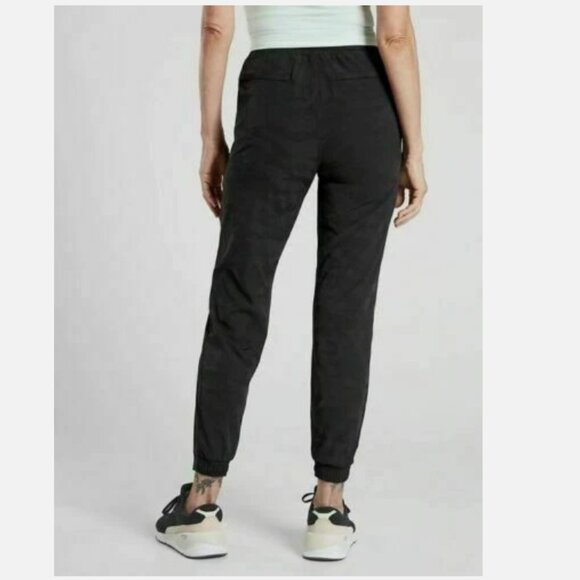 Athleta Brooklyn Camo Jogger Black Camo Size 6 - Picture 3 of 10